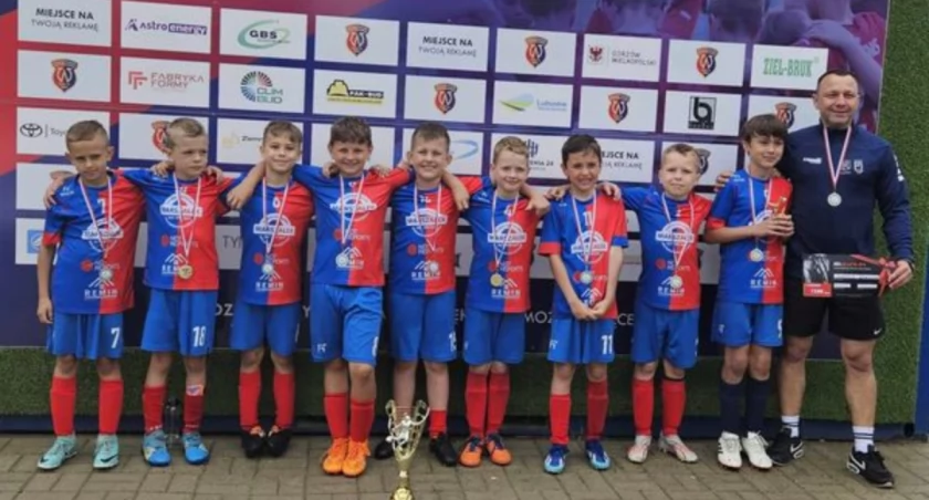Zespoł U-9 UKS Energetyka Junior Gryfino wygrał Football Tournament 2024! [GALERIA]