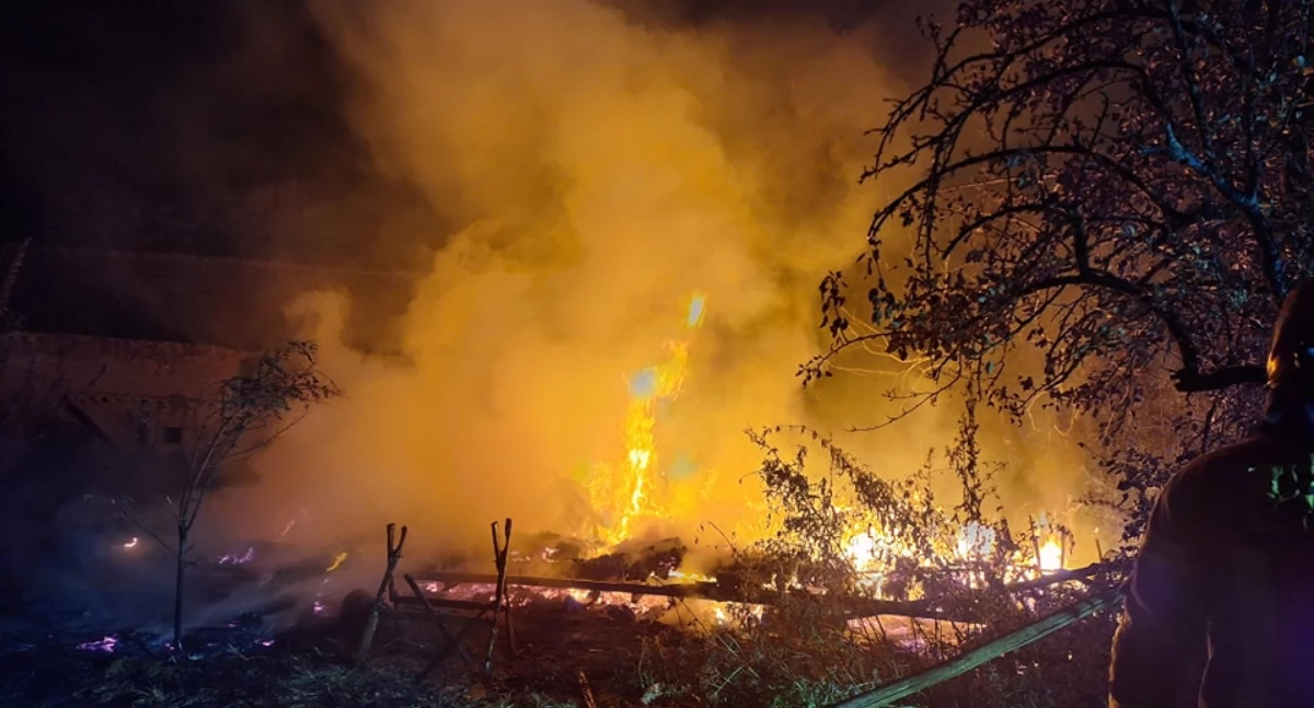 Spłonął budynek gospodarczy. Pożarów było więcej