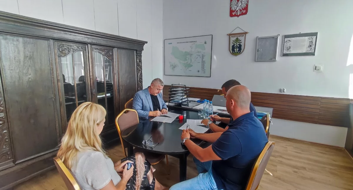 Chcą opracować dokumentację projektową przebudowy siedmiu dróg gminnych 