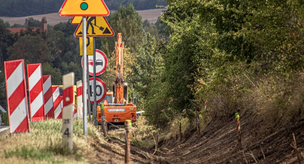 Rozpoczęli drugi etap budowy ścieżki rowerowej [ZDJĘCIA]