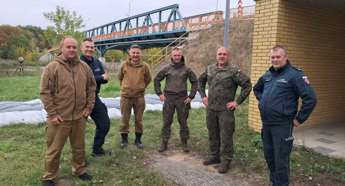 Fala powodziowa dotrze jutro do Gryfina. Jak wyglądają ostatnie przygotowania?