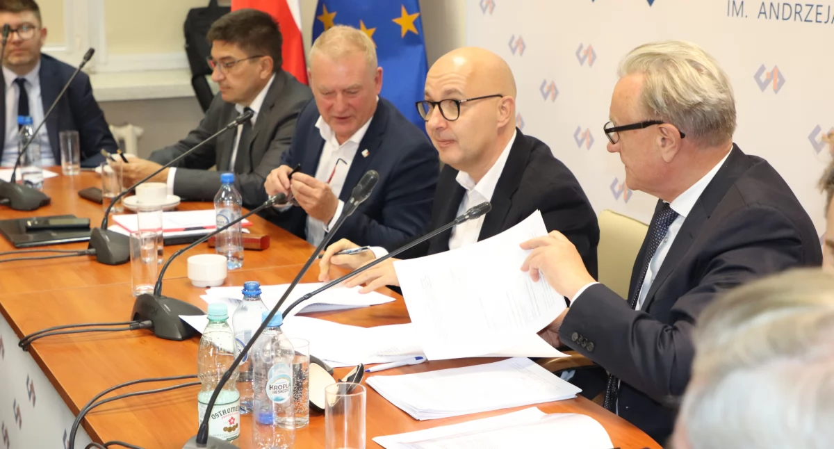 PGE GiEK. Spółki energetyczne i strona społeczna podpisały ważne dla pracowników porozumienie