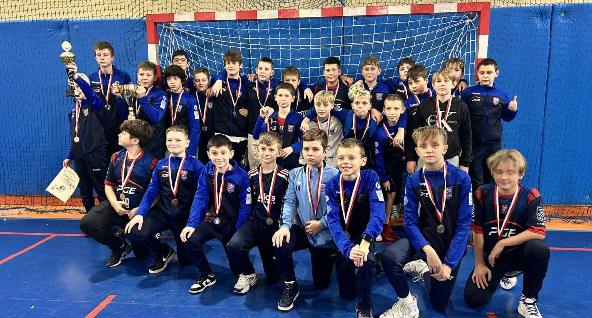 Świetny występ szczypiornistów KPR Junior Gryfino podczas turnieju w Szczecinie [GALERIA]