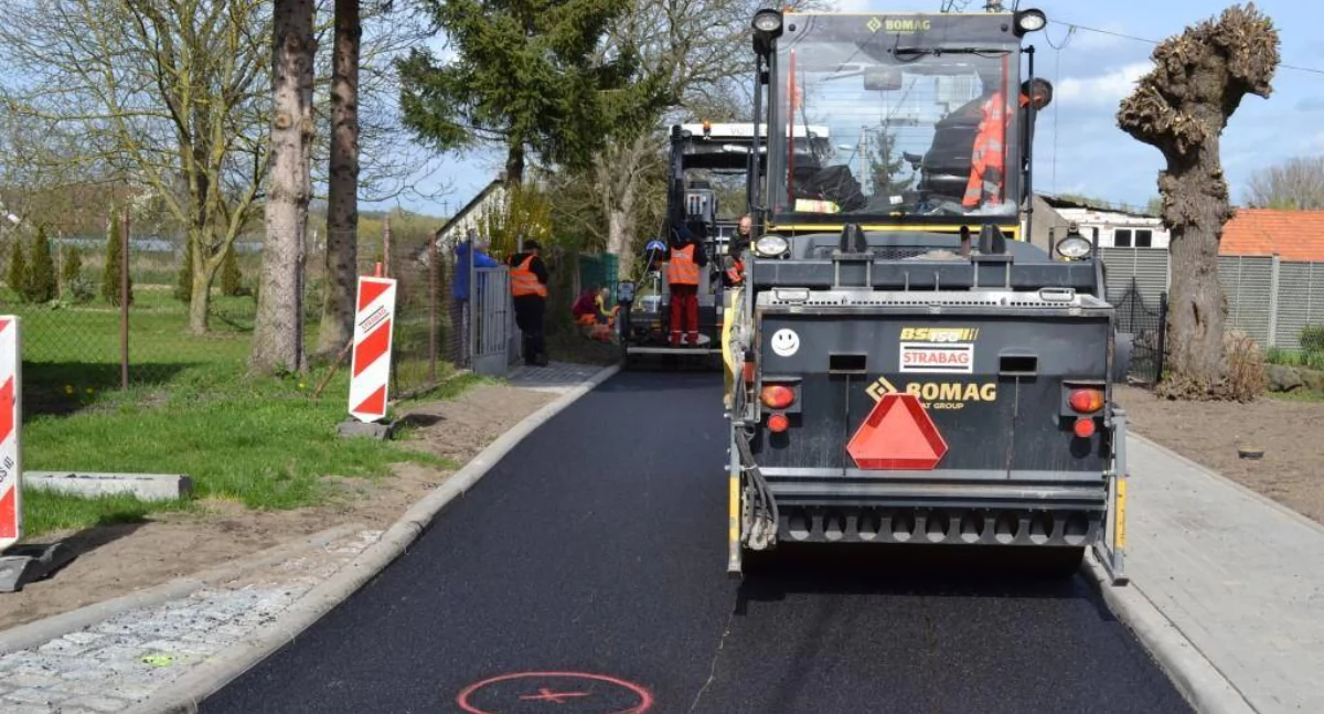 Prace zakończone. Droga do urzędu jest jak nowa