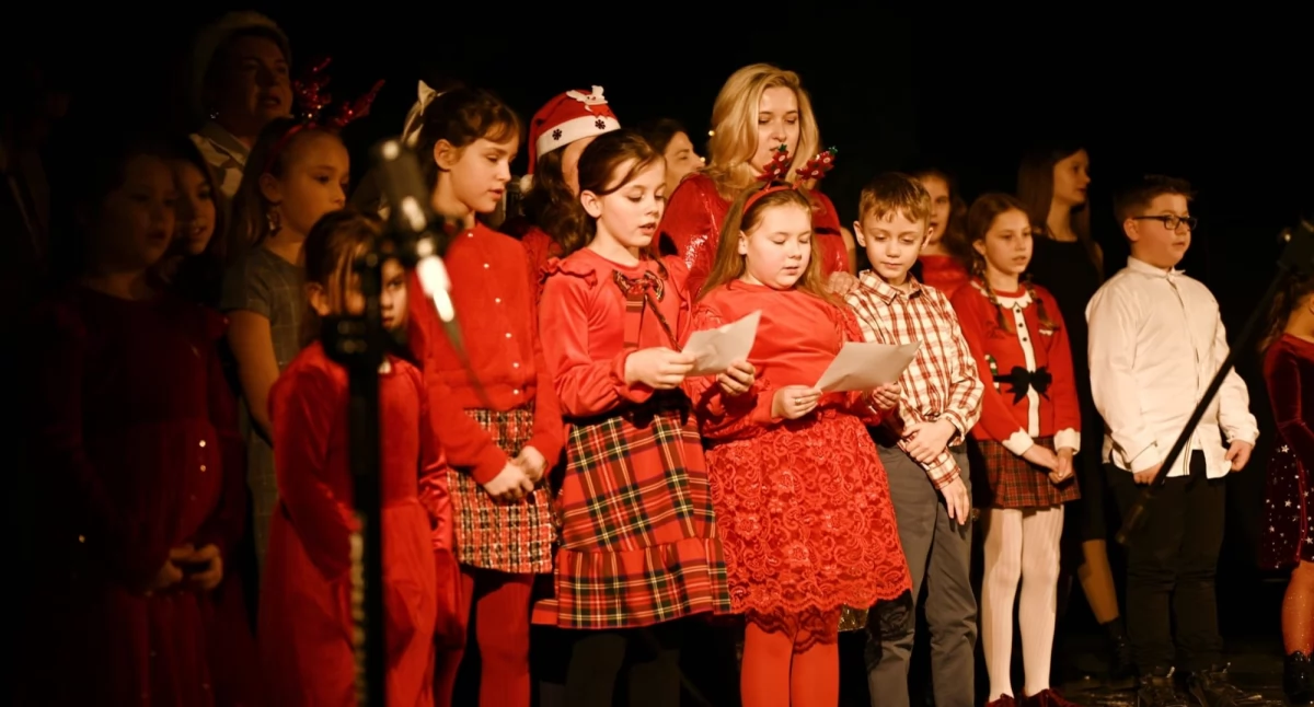 Piękny koncert kolęd w Baniach [GALERIA]
