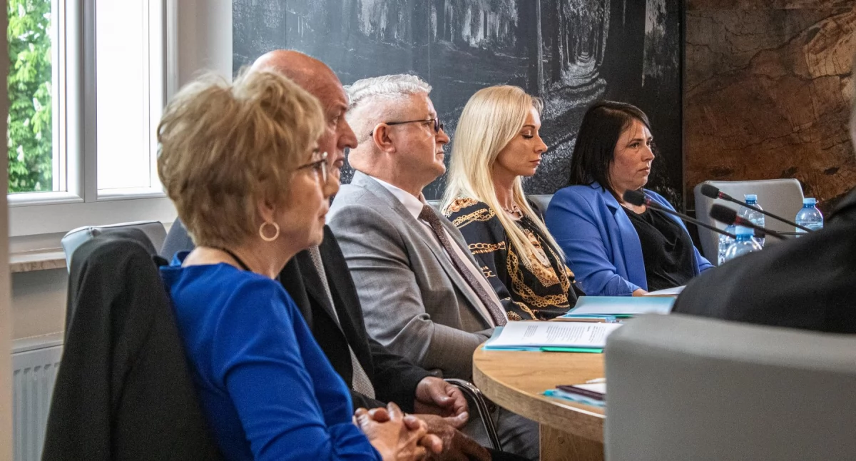 Gmina udostępniła grafik dyżurów radnych
