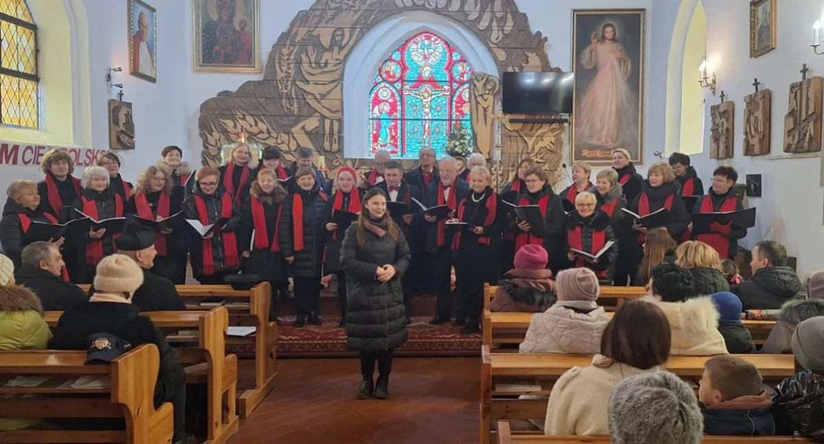 Chór Res Musica dziękuje księżom i mieszkańcom [WIDEO]