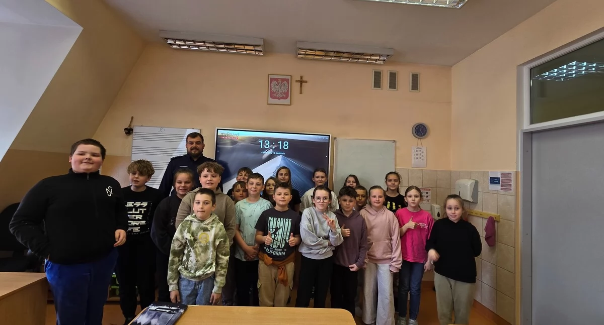 Uczniowie rozmawiali z policją o hejcie w internecie
