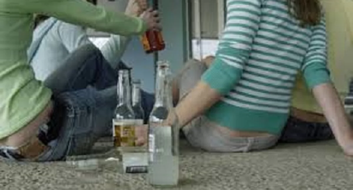 Gmina Gryfino zaniepokojona tym, że młodzi gryfinianie spożywają alkohol
