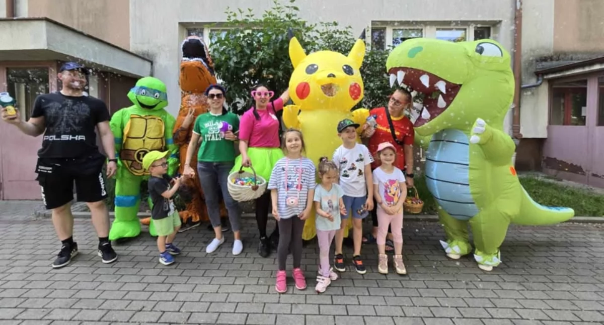 Skrzyknęli się i zorganizowali imprezę dla dzieci przy ul. Krasińskiego [GALERIA]