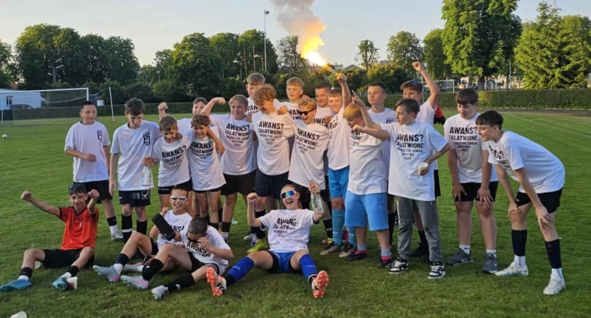 Piłkarze UKS Energetyka Junior Gryfino mistrzem ligi!