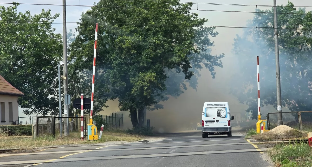Co dymiło wczoraj w Pniewie? Straż pożarna wyjaśnia