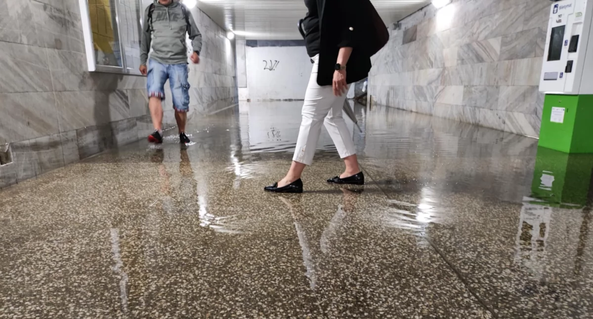 Tunel pod stacją znowu zalany