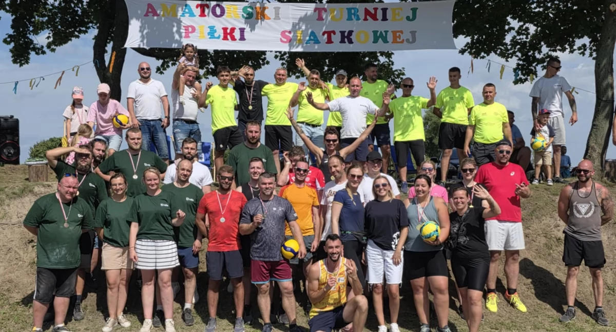 W Bartkowie grali w siatkówkę i nie tylko [GALERIA]