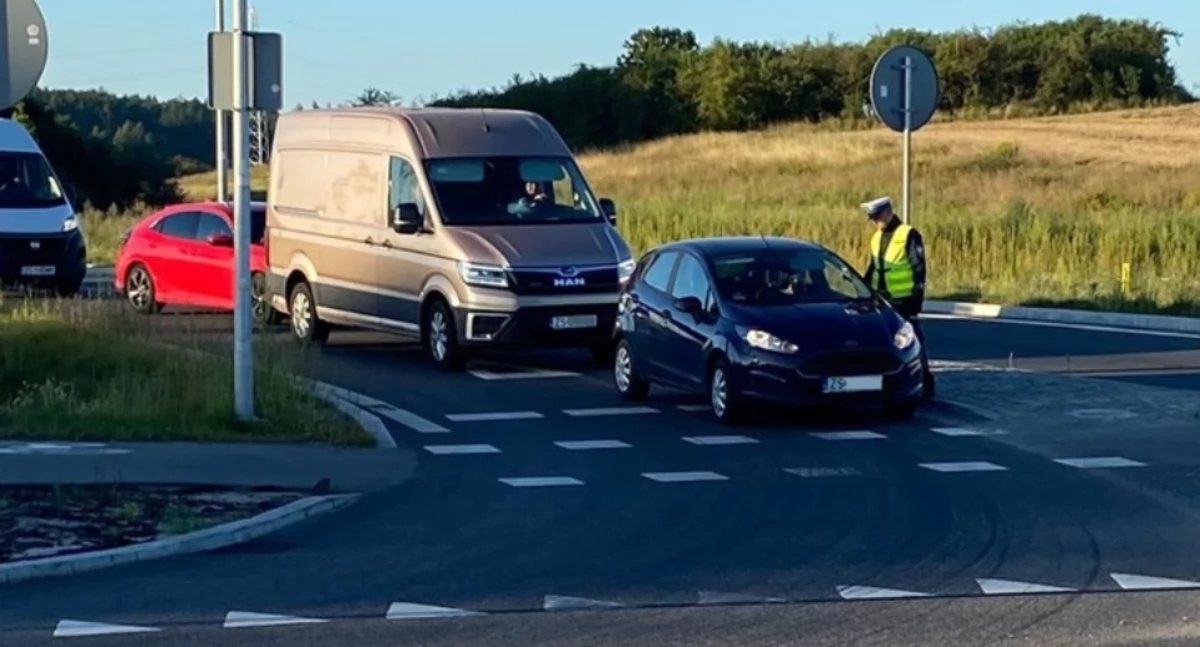 Musieli dmuchać. Sprawdzali kierowców pod kątem alkoholu i narkotyków