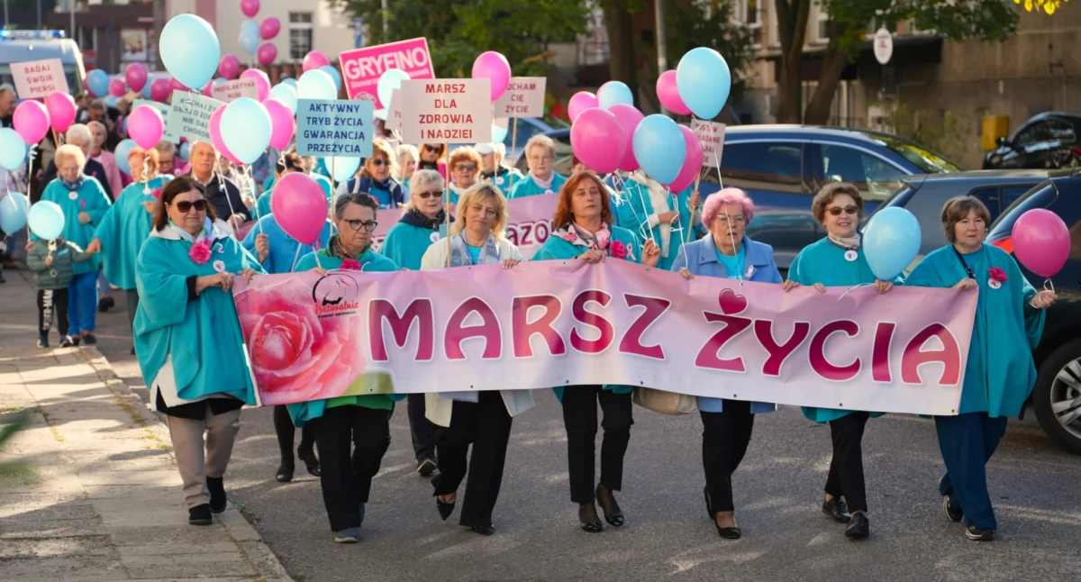 Marsz Życia Amazonek przeszedł ulicami Gryfina [GALERIA]