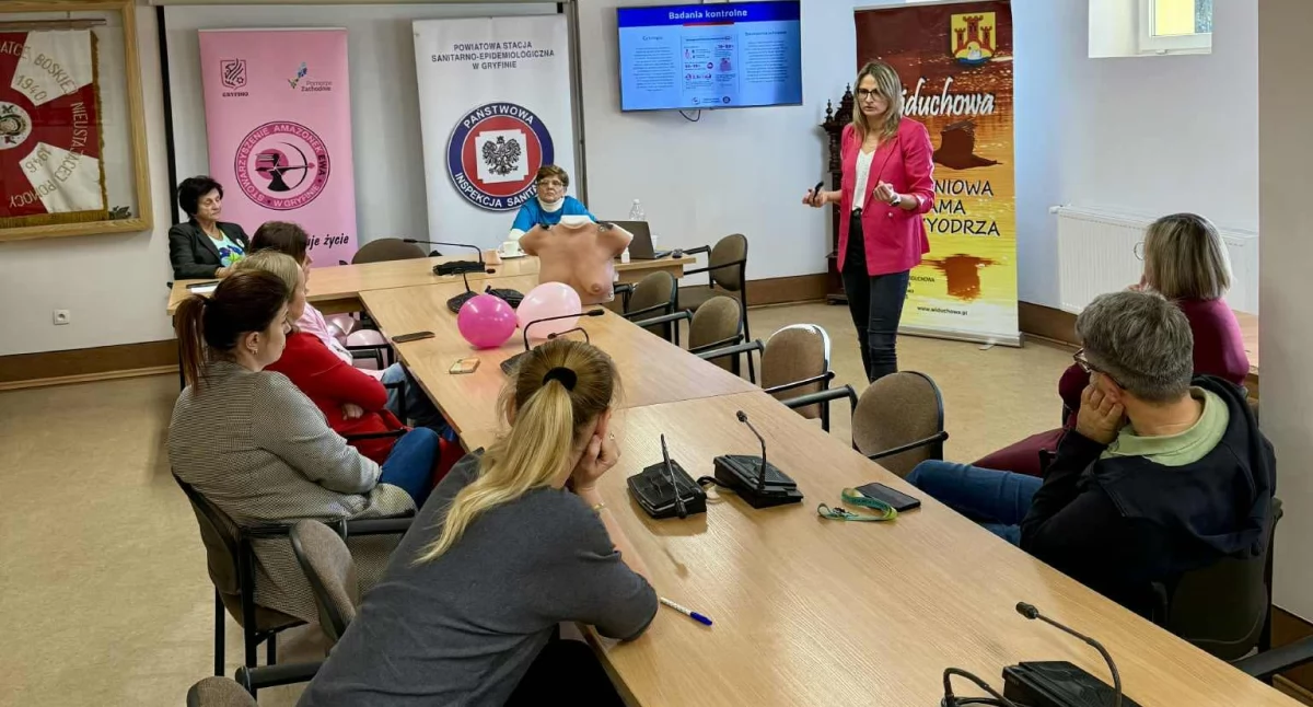 Bądź swoją bohaterką. O profilaktyce wykrywania raka piersi