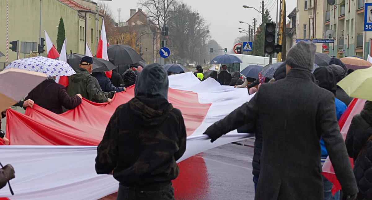 250 osób przeszło ulicami miasta [GALERIA]