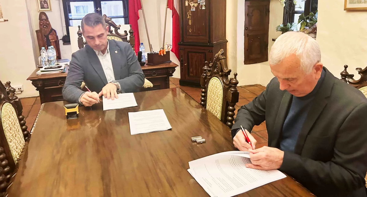 Podpisano umowę na przebudowę drogi gminnej w Góralicach