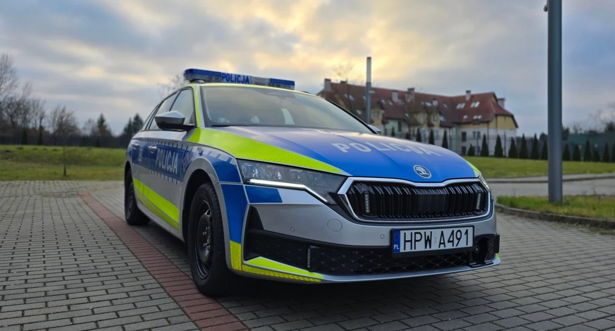 Nowy radiowóz pod choinkę