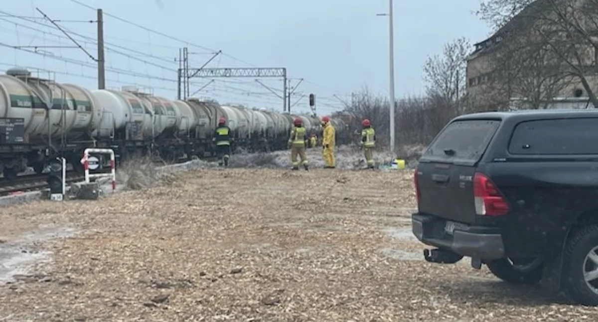 Wyciek kwasu siarkowego z cysterny został opanowany. Nie ma już zagrożenia