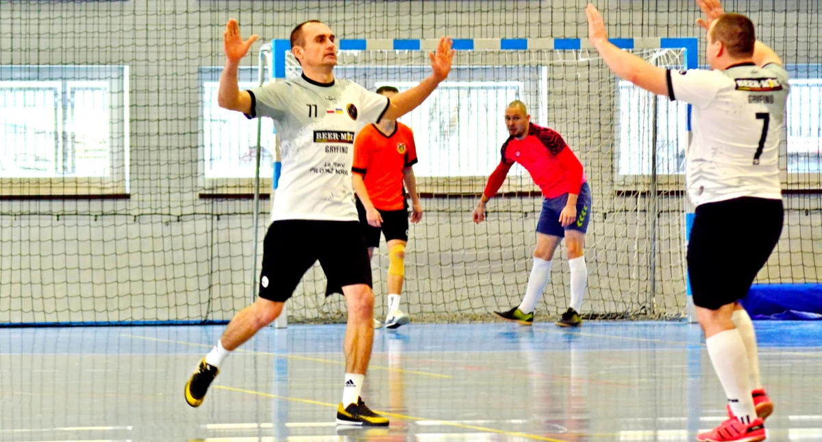 GLHA. Kto wygra: Przełom czy FC Beer-Mix? [ROZKŁAD JAZDY]