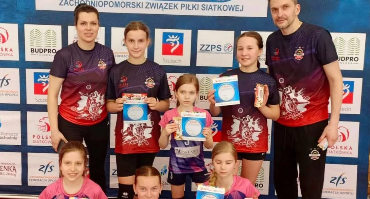 Awans siatkarek AS Energia Chojna do półfinałów wojewódzkich