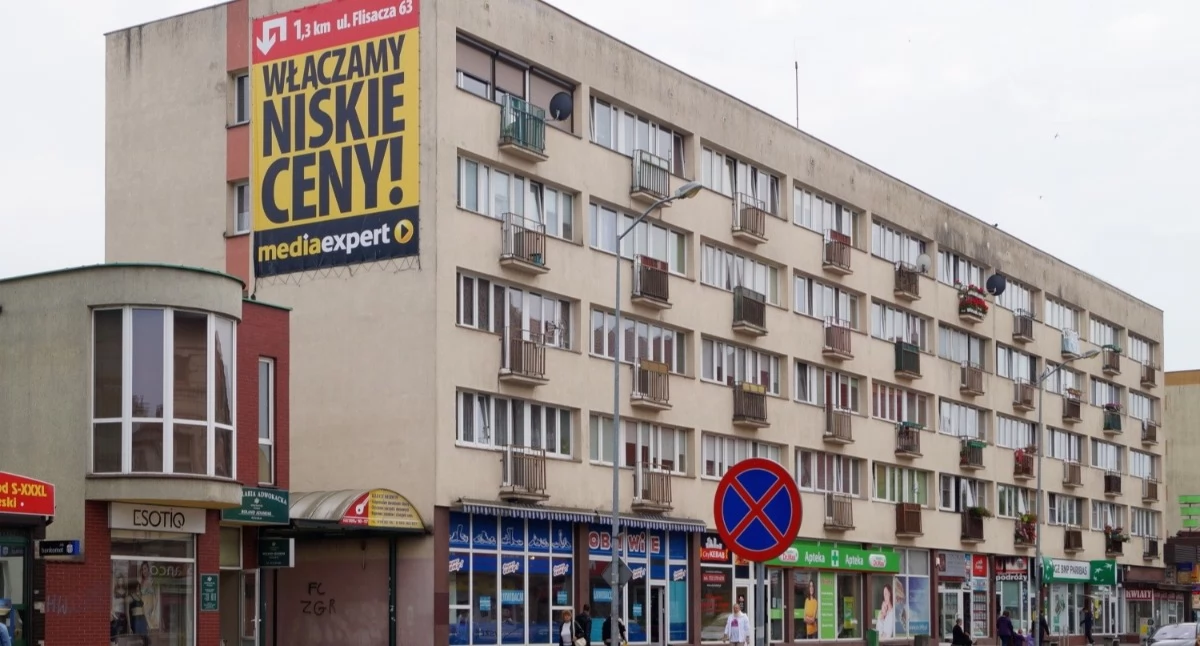 Strażacy interweniowali przy próbie samobójczej na Chrobrego