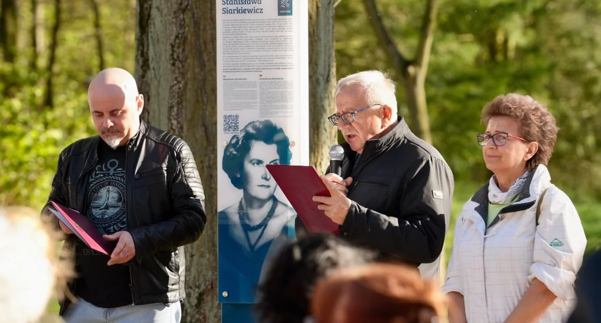 Zaprezentowali zeszyt o Stanisławie Siarkiewicz 
