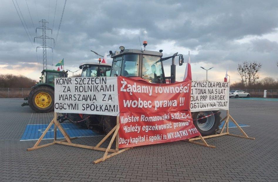 Rolnicy protestują w Szczecinie przeciwko Francuzowi z PRP Babinek
