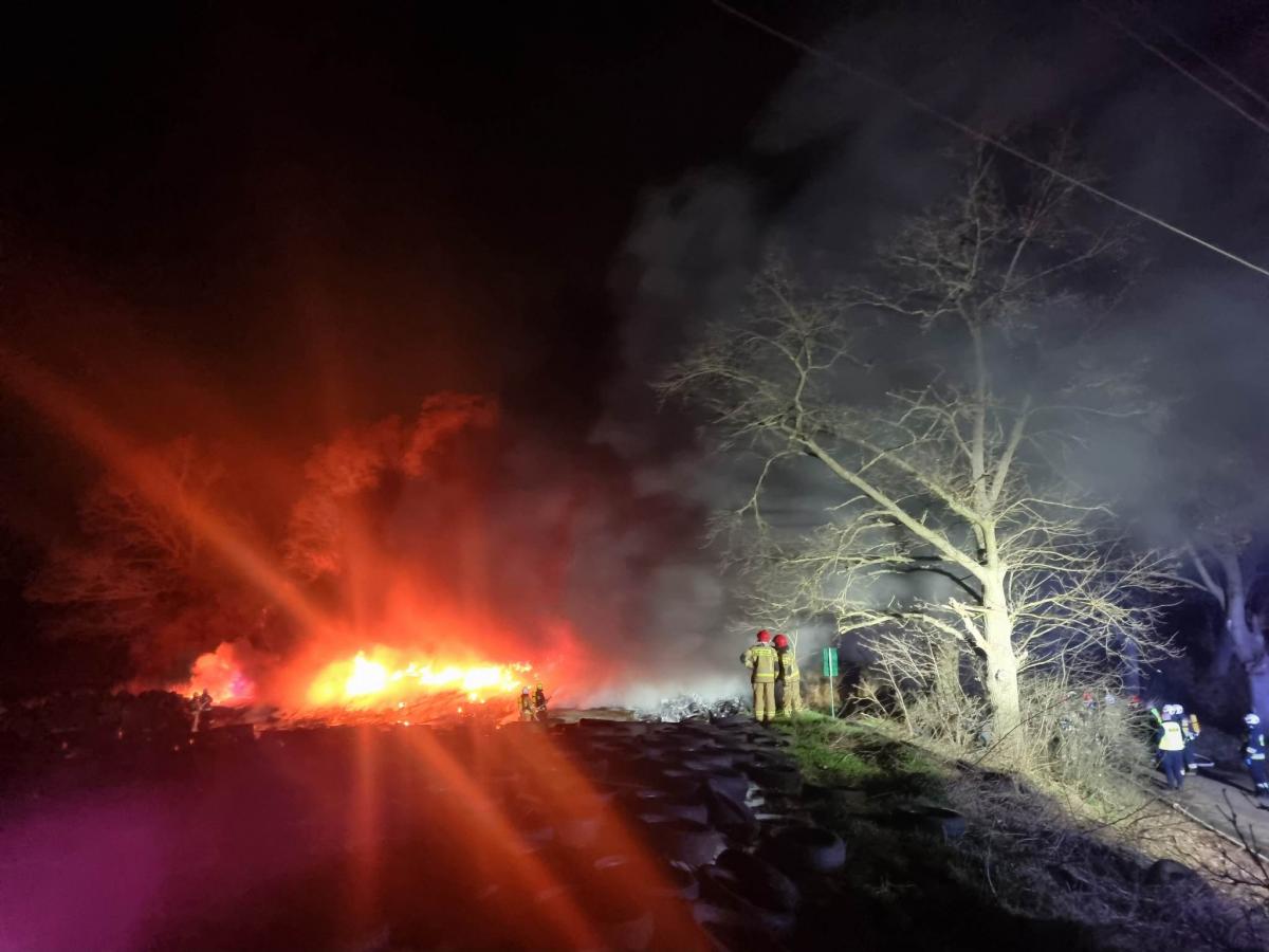 Duży pożar przy Kołbaczu
