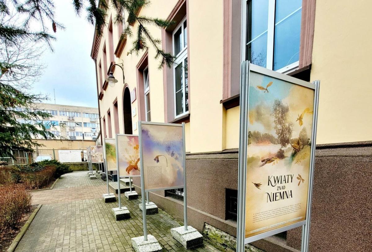 Nowa wystawa czasowa przed gryfińską biblioteką