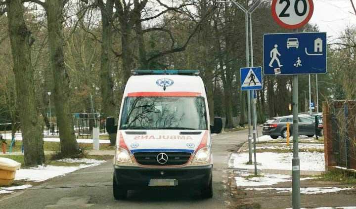 LIST. Czy w Gryfinie można jeździć pod prąd karetką?