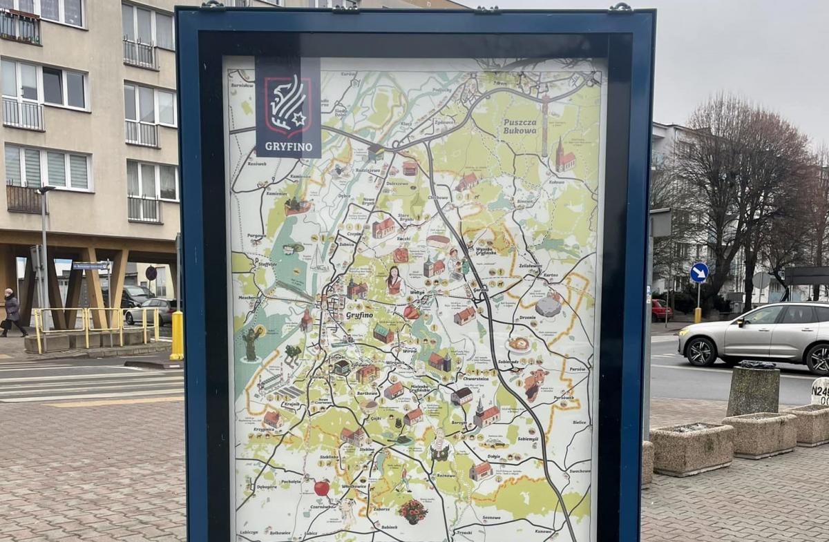 Nowa tablica informacyjna stanęła w centrum Gryfina