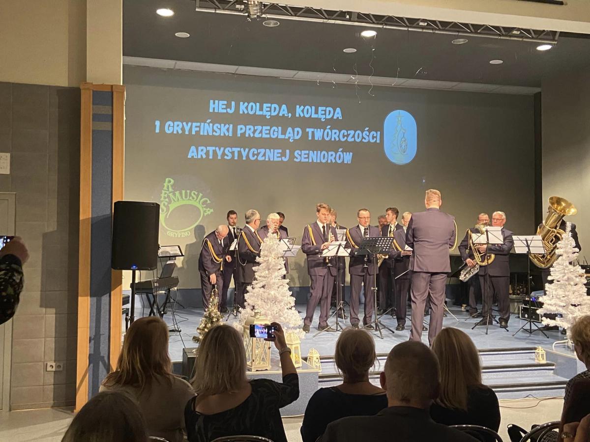 Hej kolęda, kolęda. Niedzielne kolędowanie w SP 3 [GALERIA]
