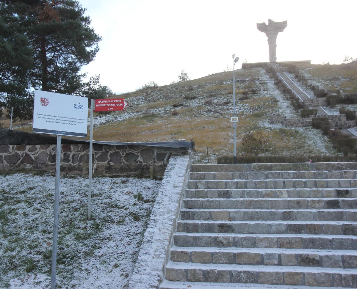 Wyremontowali schody. Dziękują Grupie Azoty