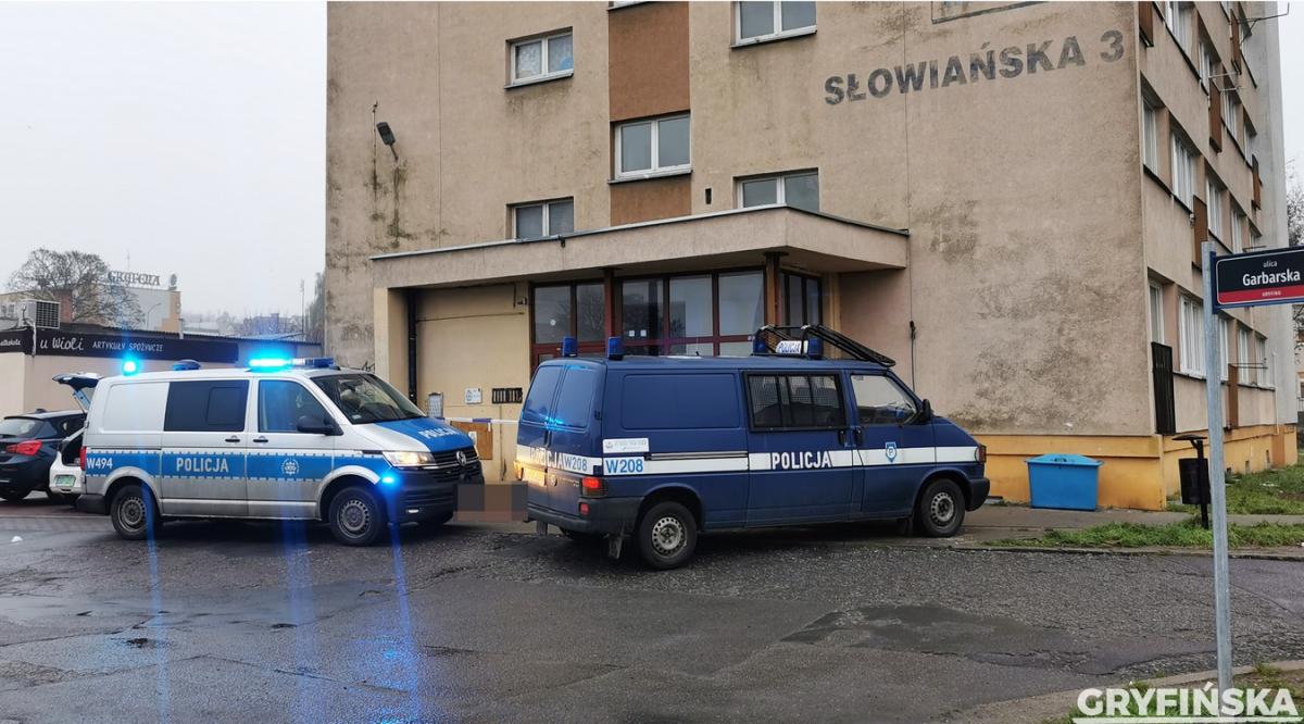 Skoczył z wieżowca