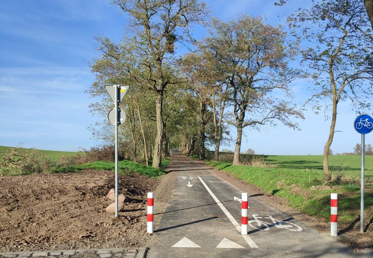 Kolejny odcinek drogi rowerowej w gminie gotowy [GALERIA]