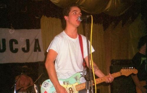 Zielony dzień w szarym mieście. 31 lat temu w Gryfinie zagrał... Green Day! [GALERIA]