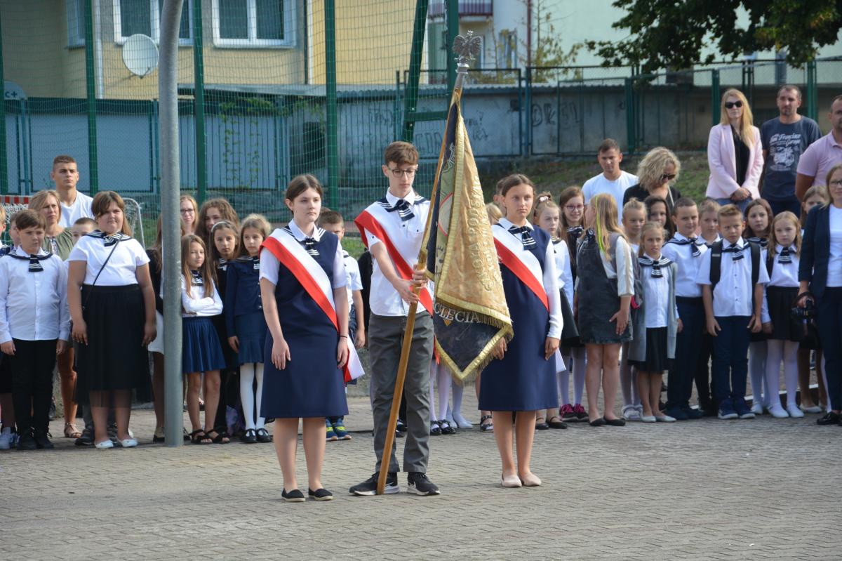 Dwie nowe klasy w SP nr 2 Gryfino [GALERIA]
