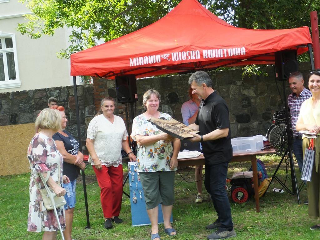 Wybrali aksamitną: Zagrodę, Rabatkę i Kompozycję [GALERIA]