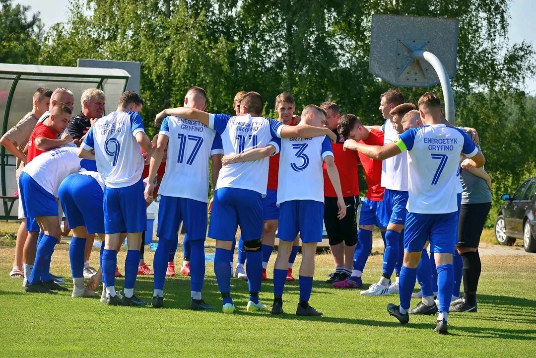 Pierwsi rozjechani. Energetyk wziął swoje w Kołbaczu [WYNIKI]