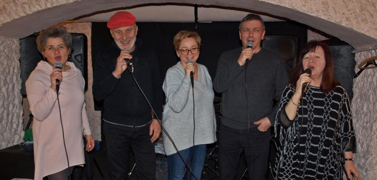 Pałacyk pod Lwami znów był rozśpiewany
