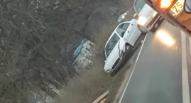 Pijany kierowca spowodował wypadek na Pomorskiej i uciekł z miejsca zdarzenia 