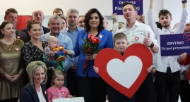 M. Pieczyńska ogłosiła swój start na burmistrza. Towarzyszyli jej m.in. kandydaci na radnych [GALERIA]
