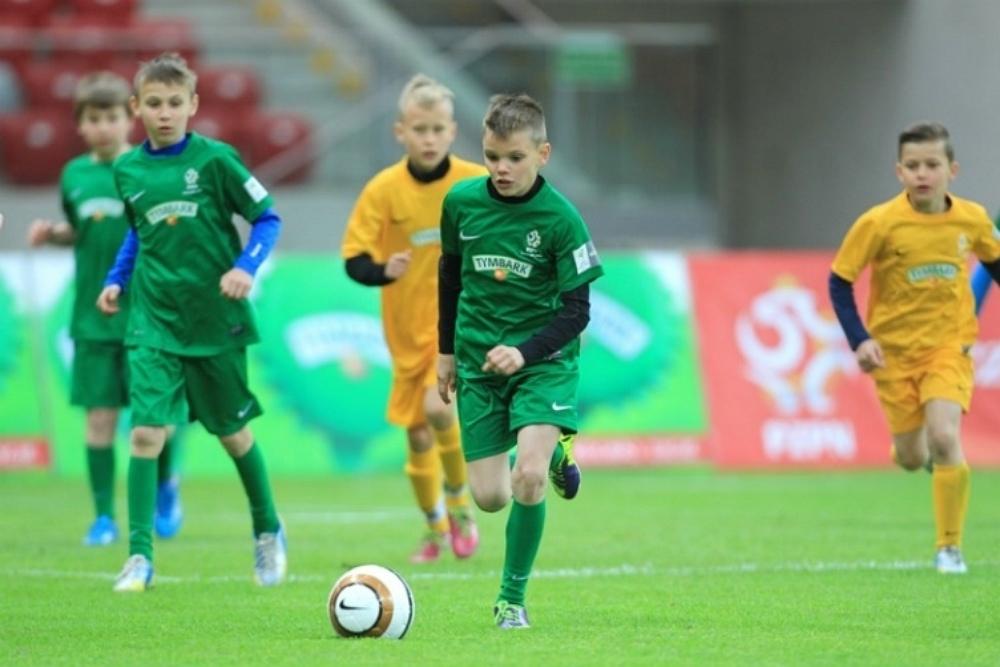 Drużyny z Kraśnika i Szastarki zagrają w wojewódzkim finale Turnieju ?Z Podwórka na Stadion o Puchar Tymbarku?