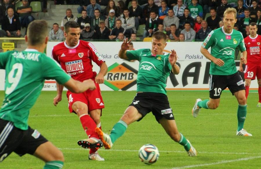 Damian Szymański w kadrze U-20 na mecz z Niemcami