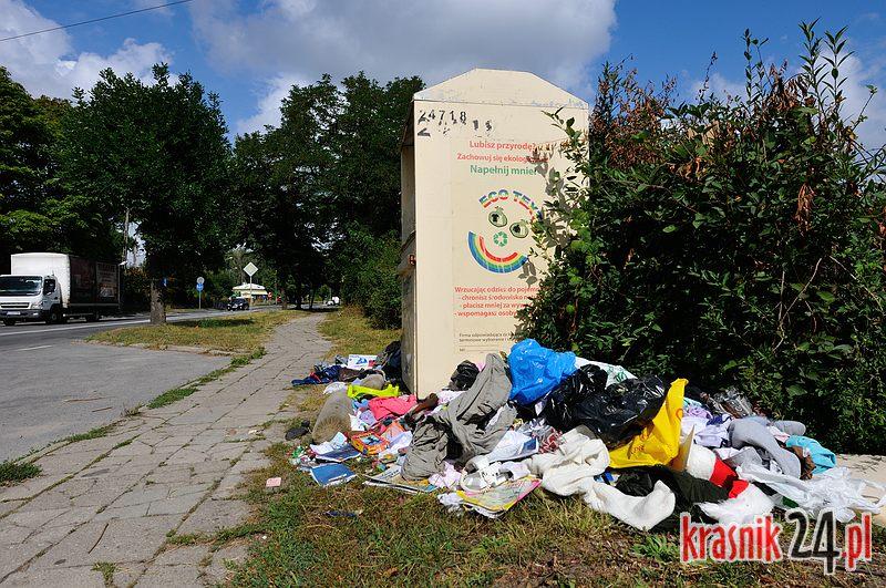 Rozwleczone ciuchy kiepską wizytówką miasta. Na szczęście jest już porządek