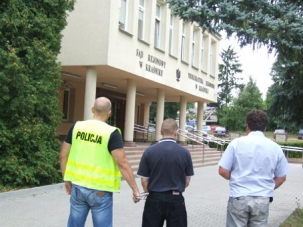 Policyjne Archiwum X ustaliło podejrzanego o zabójstwo 88-latki z Łychowa Szlacheckiego (gm. Trzydnik Duży)