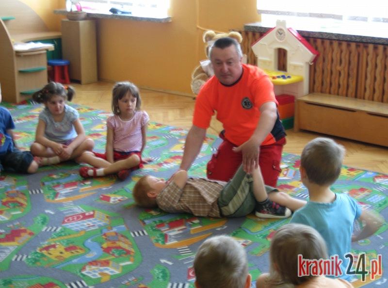 Przedszkolaki umieją pomagać